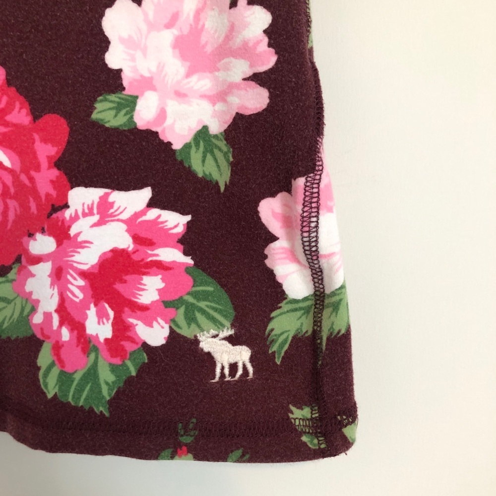 Abercrombie & Fitch Burgundy Floral Racerback Tank - Picture 2 of 6